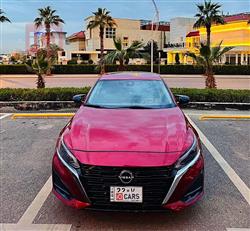 نيسان ألتيما